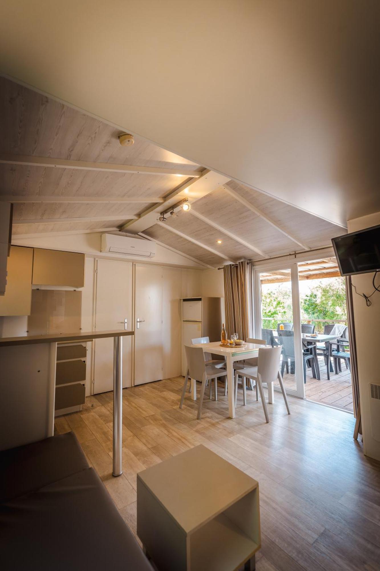 Camping Le Roucan West Vias Bagian luar foto