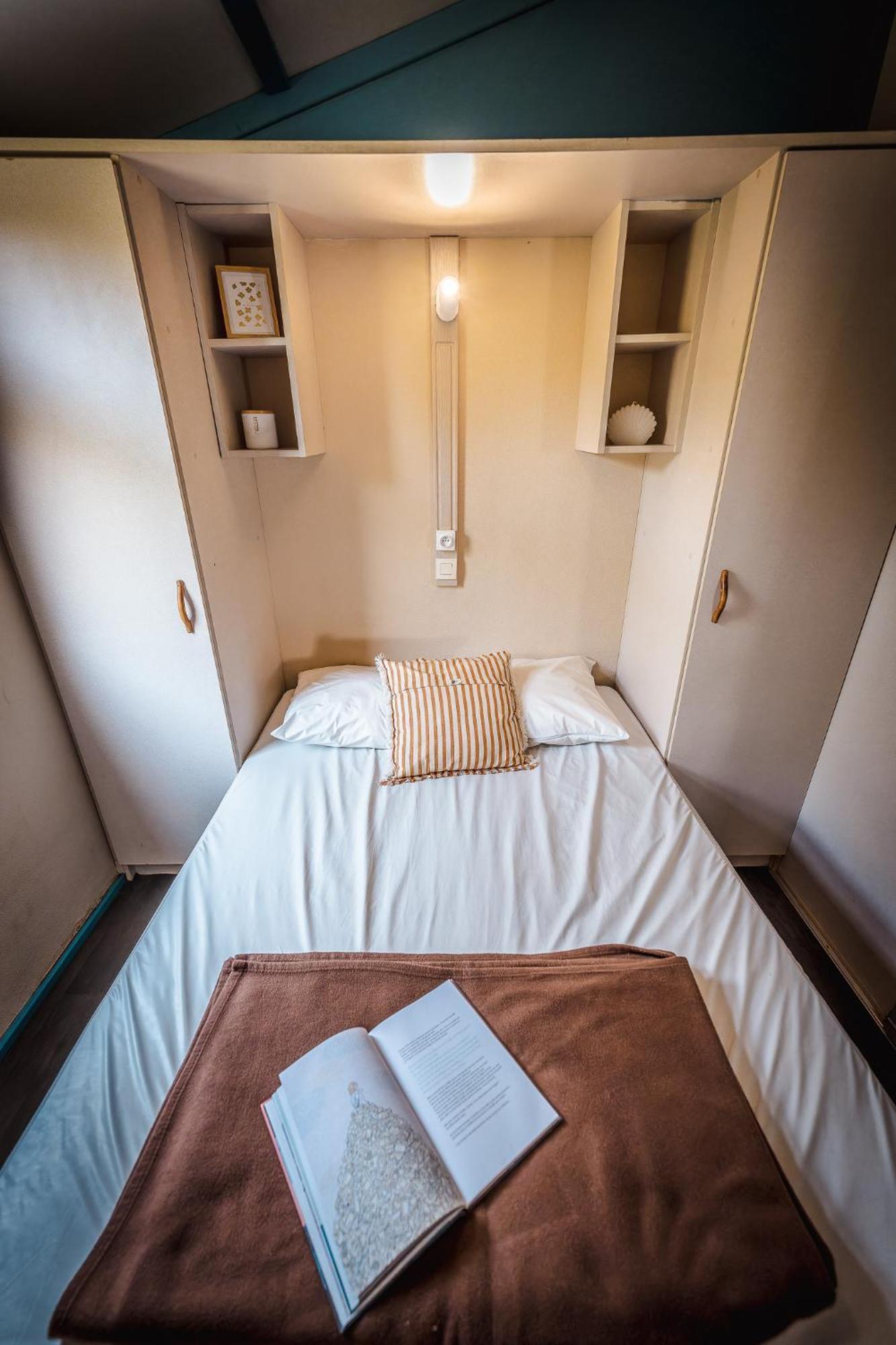 Camping Le Roucan West Vias Bagian luar foto
