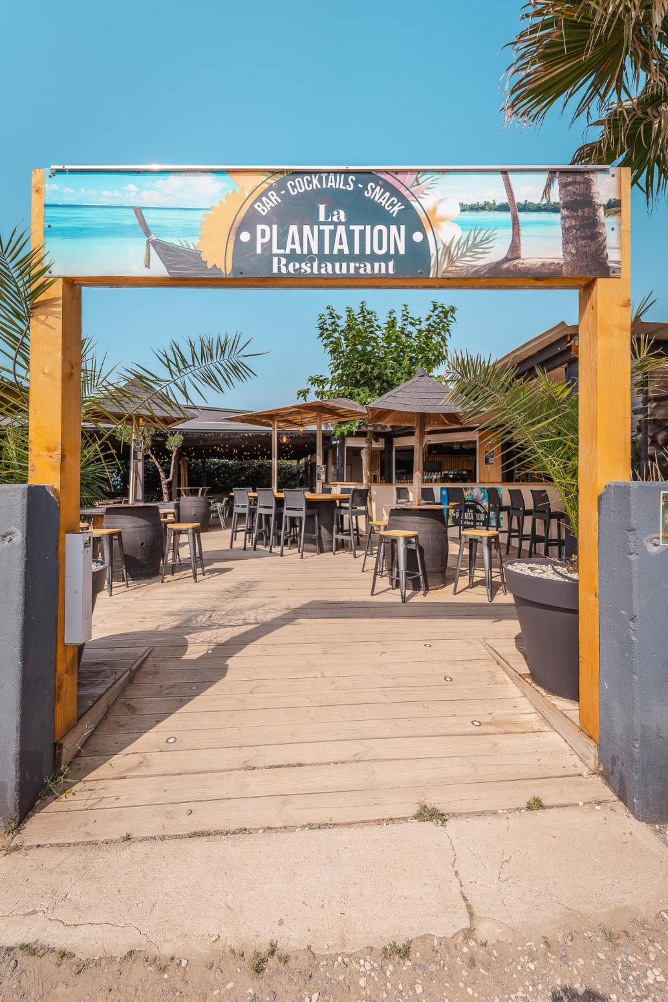 Camping Le Roucan West Vias Bagian luar foto