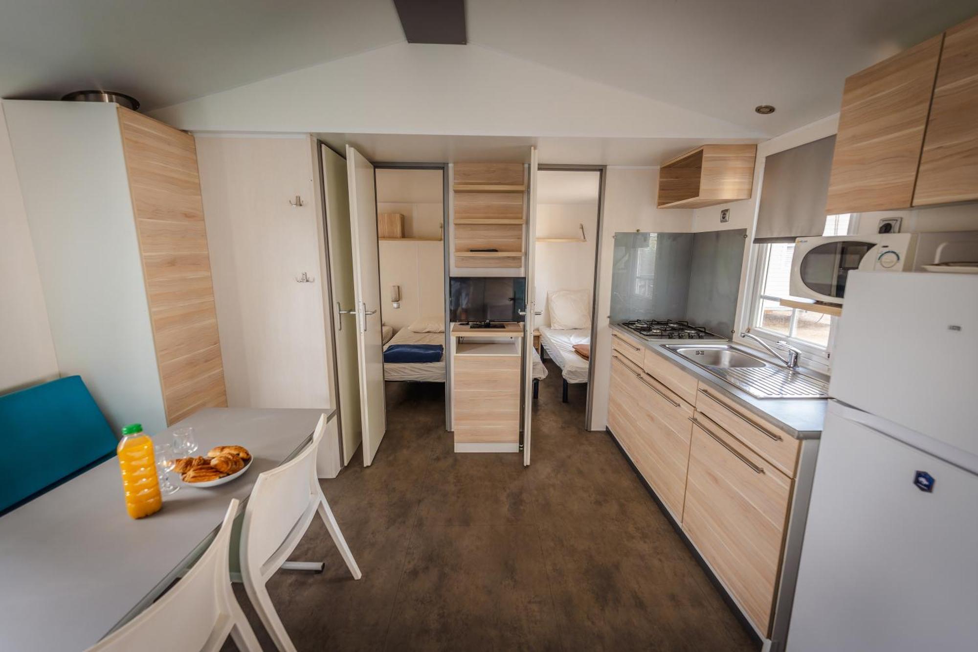 Camping Le Roucan West Vias Bagian luar foto