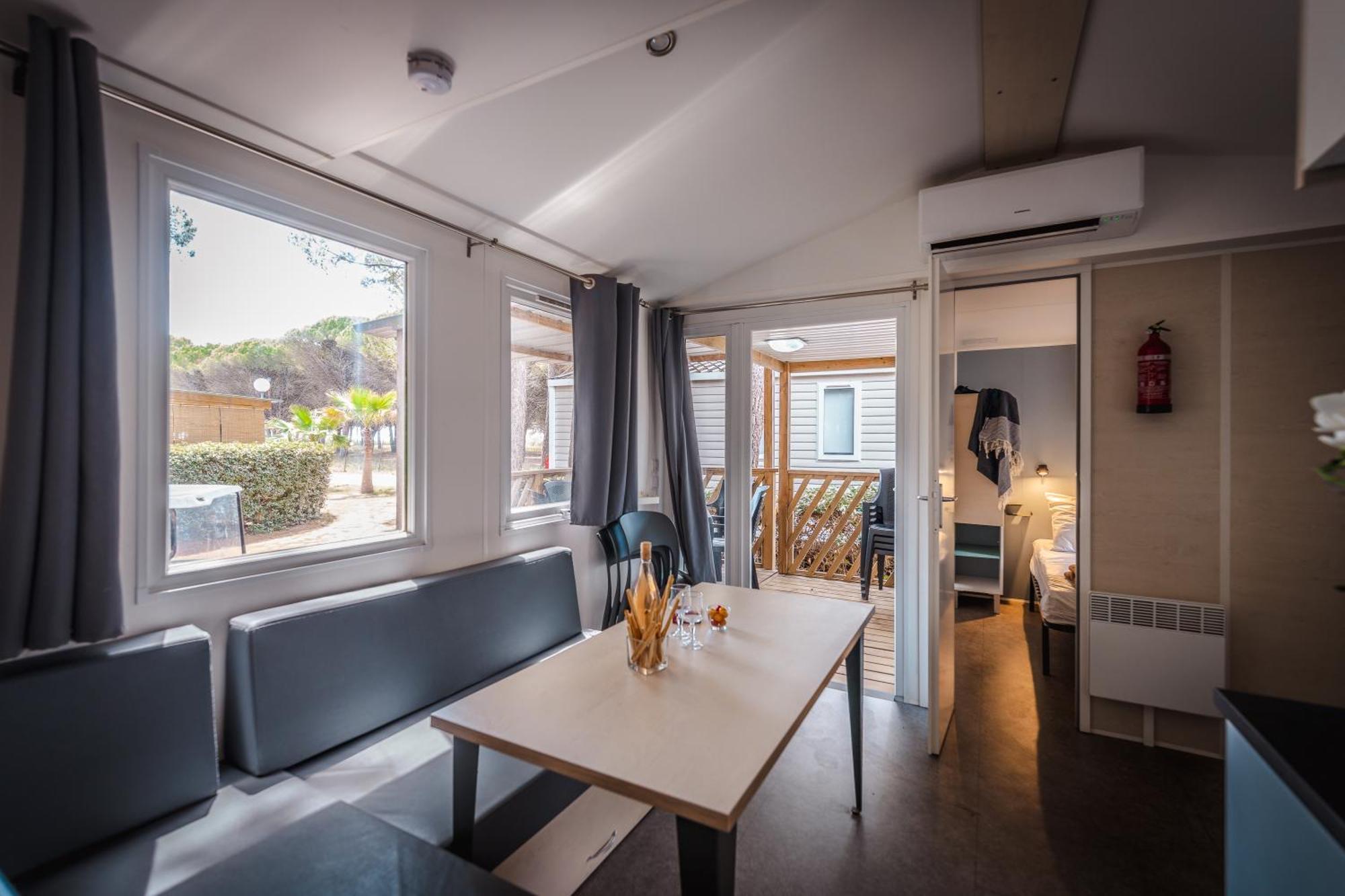 Camping Le Roucan West Vias Bagian luar foto