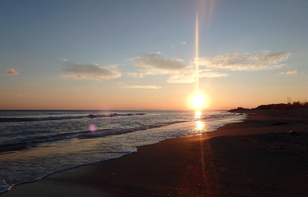 Camping Le Roucan West Vias Bagian luar foto